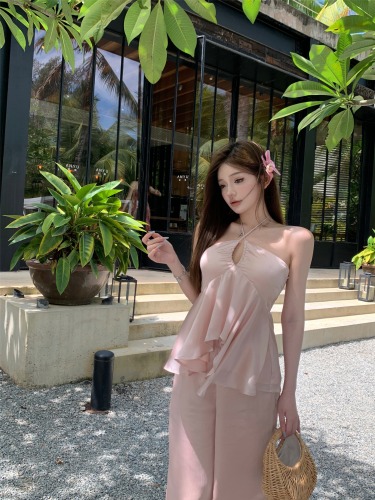 Real shot!  Temperamental pink tube top suit for women in summer pure lust halter top with drapey high-waisted straight trousers