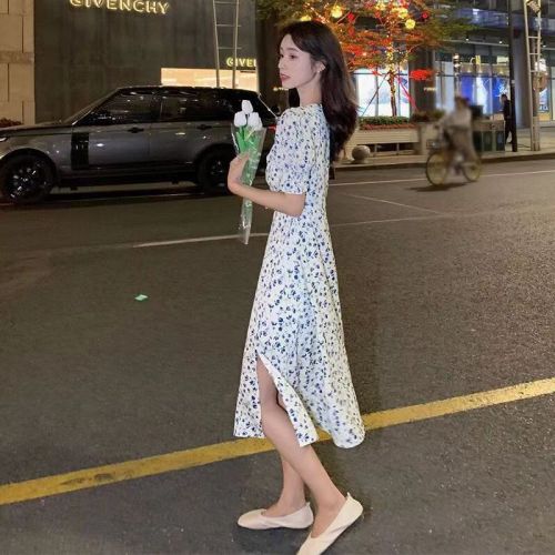 2024 new summer slit slimming and age-reducing floral puff sleeves small fresh dress