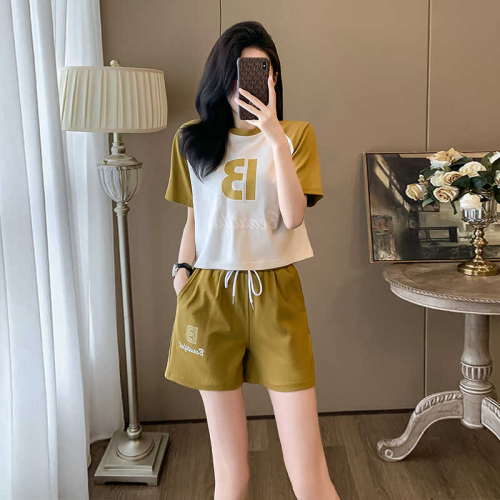 Imitation cotton milk silk 2024 new sports suit T-shirt shorts suit women's summer short-sleeved two-piece trendy set