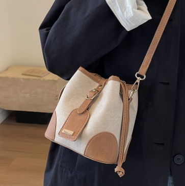 Summer Fashion Bags Women's Shoulder Bag 2024 New Popular Crossbody Bag Large Capacity Bucket Bag