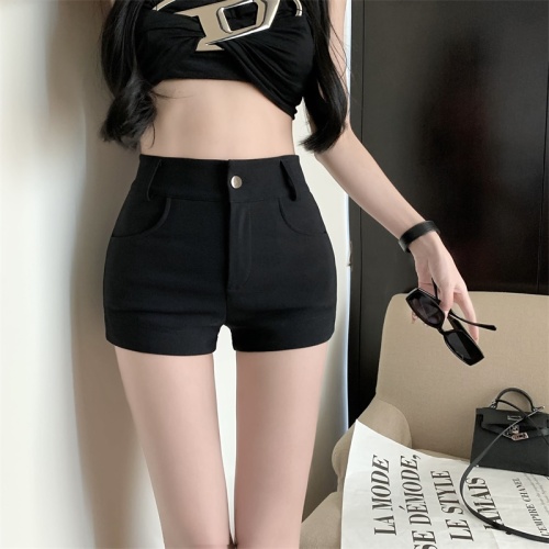 Real shot of hot girl stretch black high waist 2024 summer versatile casual temperament slim slimming hot pants