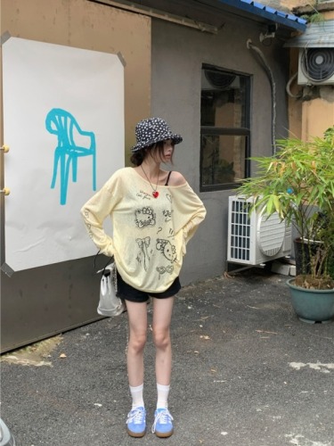 Real shot of spoof cartoon print thin long-sleeved T-shirt women's loose sun protection blouse top