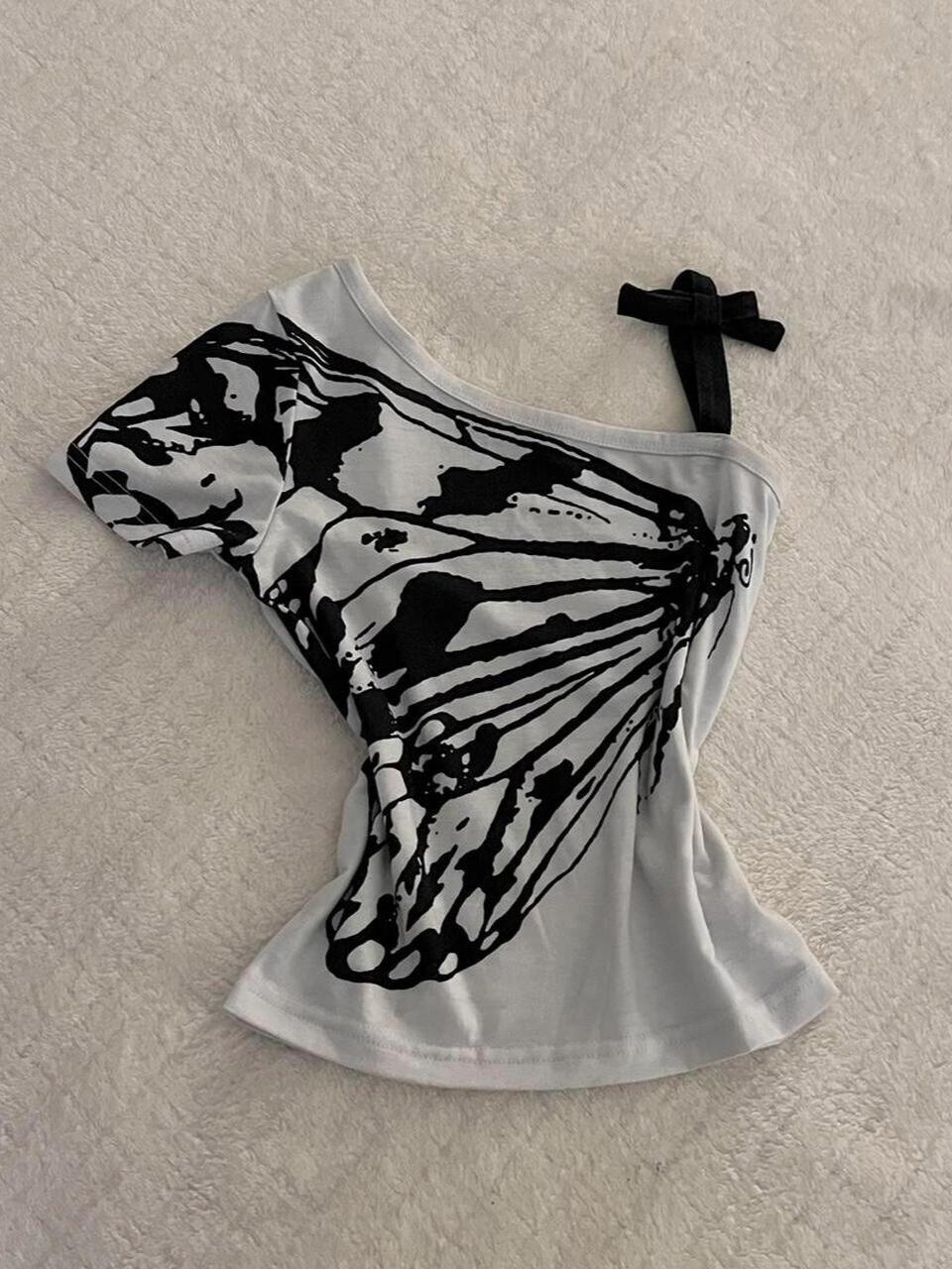 Vintage off-shoulder suspender T-shirt women's short-sleeved 2024 new summer waist slimming hot girl short top