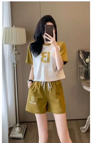 Imitation cotton milk silk 2024 new sports suit T-shirt shorts suit women's summer short-sleeved two-piece trendy set