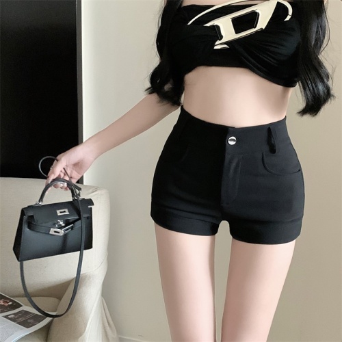 Real shot of hot girl stretch black high waist 2024 summer versatile casual temperament slim slimming hot pants