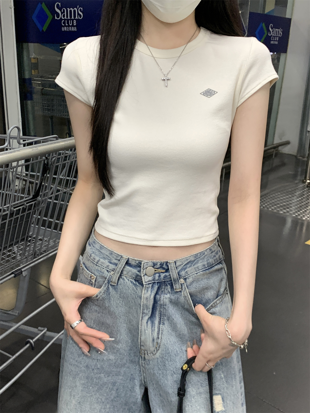 實拍 夏季韓版新款修身圓領百搭精緻印花簡約短袖T恤上衣女