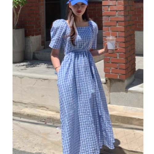 Korean chic summer age-reducing retro niche temperament exposed collarbone square collar plaid waist puff sleeve dress for women