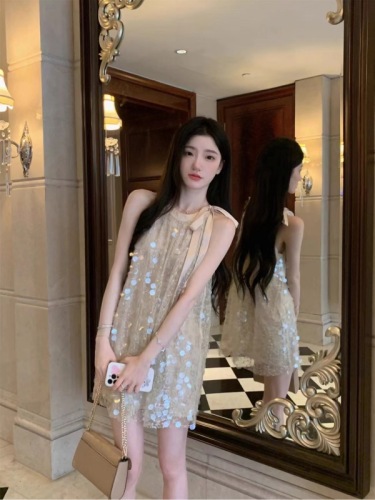 YIYIWANG The stars in your eyes ~ Starry sequins, shoulder-length halterneck dress, women's high-end short skirt