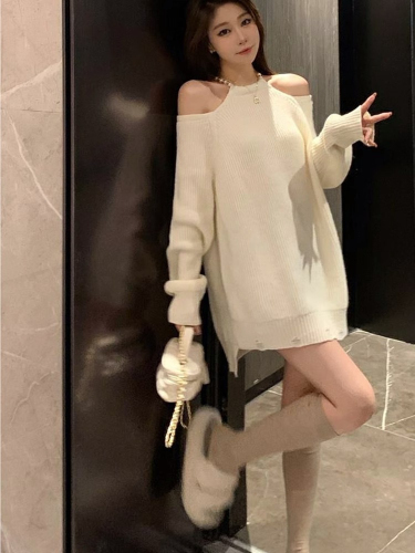 Pullover off-shoulder sweater women's lazy design mid-length knitted dress soft and waxy top