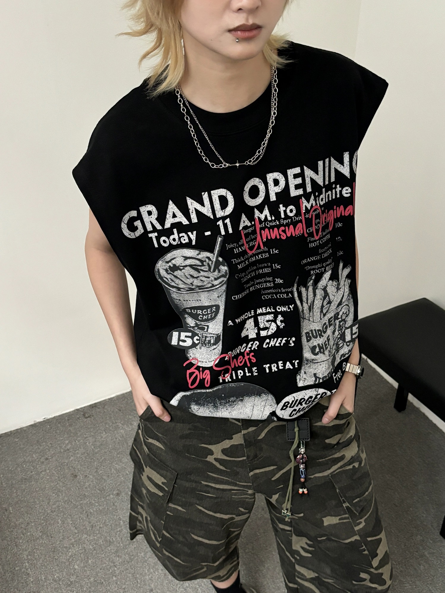 Casual and fun burger print sleeveless vest for women new summer outer wear loose waistcoat top
