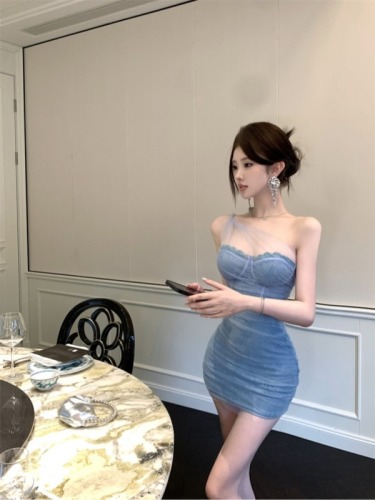 Real shot of hot girl lace mesh splicing slimming dress short style