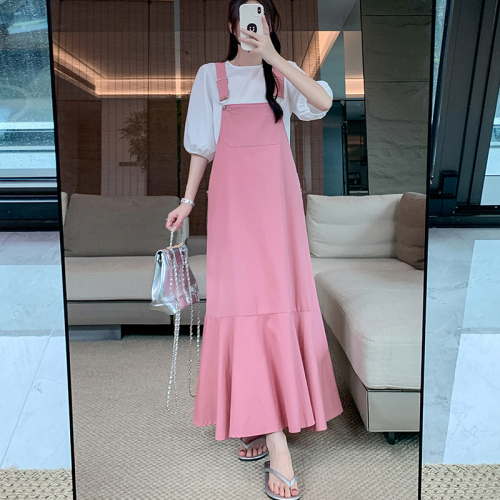 Actual shot ~ Pink sweet denim suspender skirt suit, new Korean age-reducing puff sleeve top two-piece set