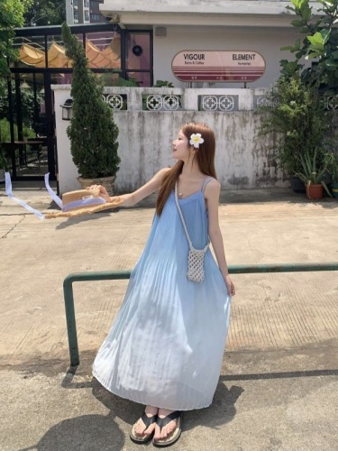 Real shot French fairy holiday style suspender dress summer loose slimming sleeveless long skirt