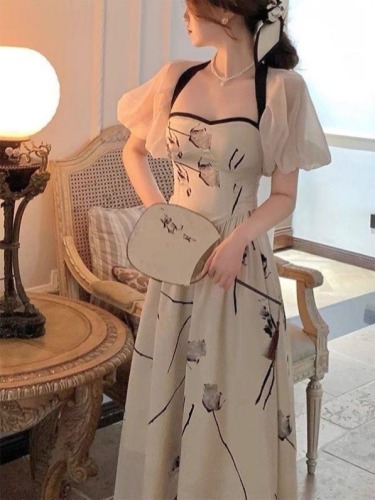 Temperament socialite 2024 new retro high-end sense slimming floral fairy holiday dress children summer