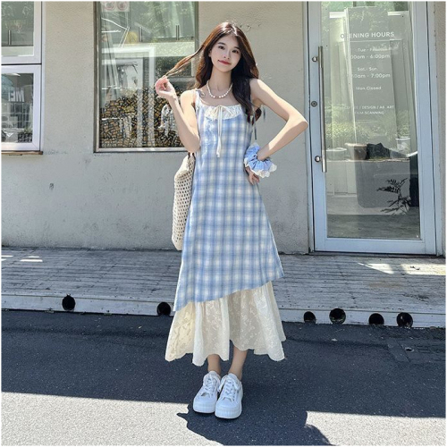 Super good-looking and slim fake two-piece spliced ​​red plaid suspender skirt for women summer 2024 new loose little dress