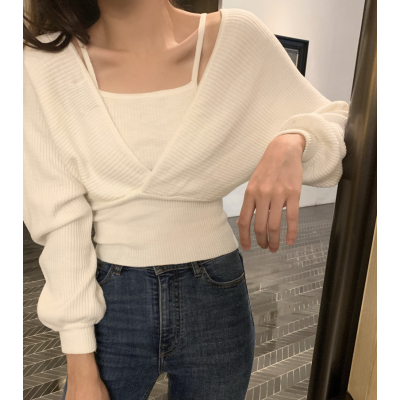 Big F and small Z retro temperament fake two-piece sweater off-shoulder suspender style waist textured short knitted top for women