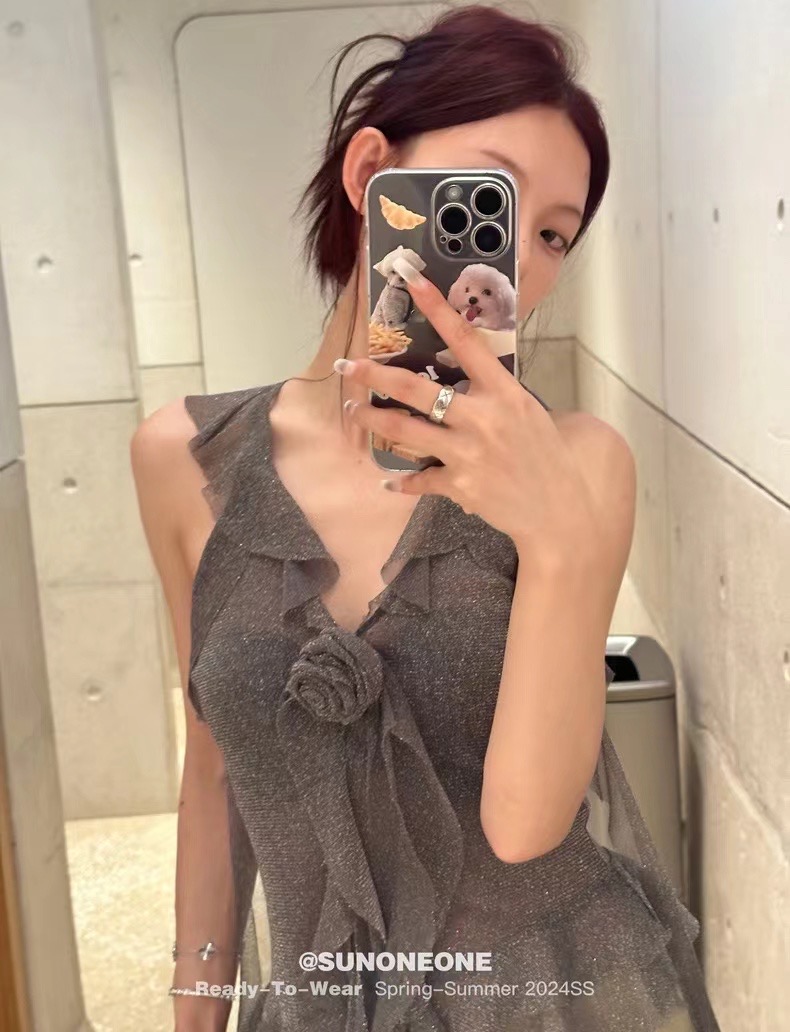SUN11 7/6 20點加購搶辣妹心機不規則微透銀線背心女