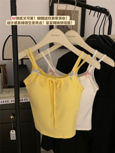 Real shot ~ Hot girl with bow tie vest and suspender belt, summer outer wear, slim and slim girl sweet top