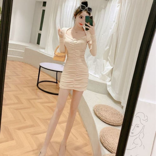 Pleated tight bottoming dress for women 2024 autumn new arrival temperament sexy nightclub slim fit hip-hugging short skirt