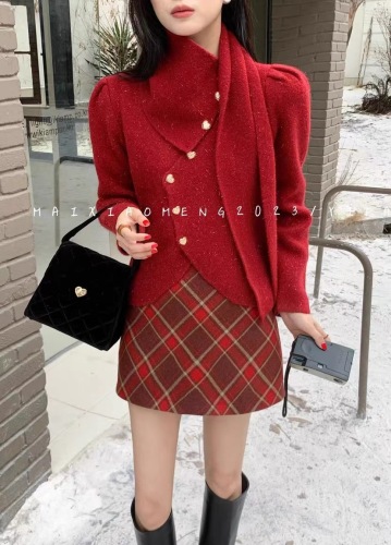 High-end irregular small fragrant knitted cardigan for women in autumn and winter soft and gentle style loose short sweater jacket trendy