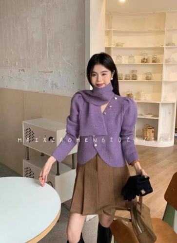 High-end irregular small fragrant knitted cardigan for women in autumn and winter soft and gentle style loose short sweater jacket trendy