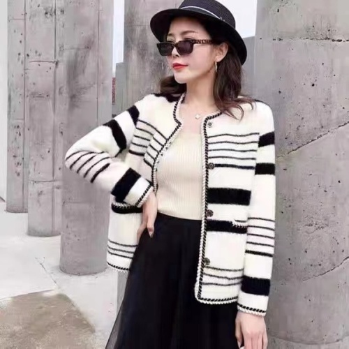 2024 new style small fragrant imitation mink striped sweater lazy style cardigan coat Hong Kong style sweater