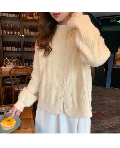 Gentle wind lazy goose yellow soft waxy sweater jacket for women autumn and winter loose knitted cardigan slimming top