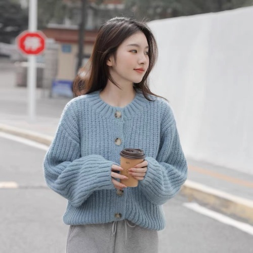 Cat and Wool/Retro Thick Needle Cardigan Sweater 2024 New Women's Short Blue Top Knitted Jacket Spring