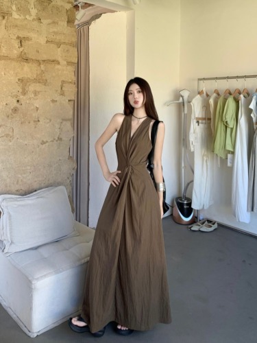 Actual shot~ Knotted floor-length skirt, long French style summer slim dress with kink on the chest for women