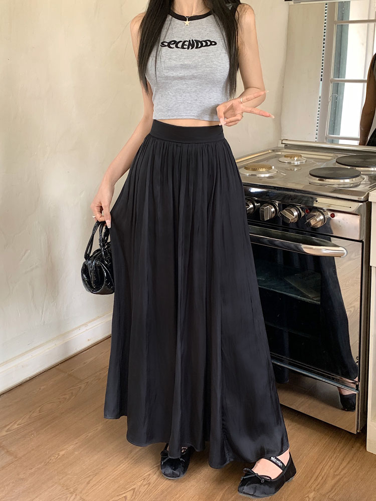 Actual shot ~ New design niche high-waisted satin skirt with large swing, high-end French long skirt for women