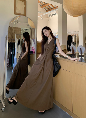 Actual shot~ Knotted floor-length skirt, long French style summer slim dress with kink on the chest for women