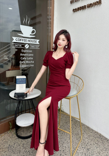 Real shot of goddess homemade short-sleeved dress for women, high-quality tight-fitting slimming butt-covering long dress, good quality