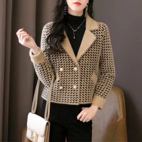 Gold Mink Velvet Jacket Women's Houndstooth Short Petite Top 2024 Autumn and Winter New Suit Collar Knitted Cardigan