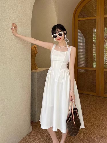 Hepburn style white dress for women summer new temperament waist slimming design niche French suspender skirt