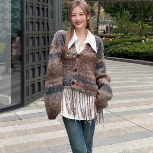 2024 Striped V-neck Tassel Knitted Cardigan Jacket Women's Early Autumn New Unique Top Looks Super Nice