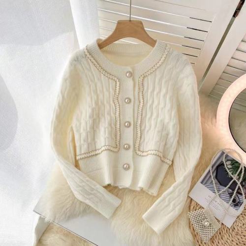 Xiaoxiang style design niche short sweater women's autumn and winter gentle and lazy temperament knitted cardigan jacket top