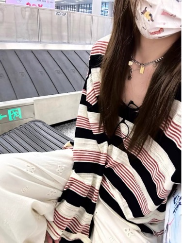 ASHENONLINE Berry Soda Top American Lightweight Loose Cotton Red Striped Long Sleeve Women's T-Shirt Summer