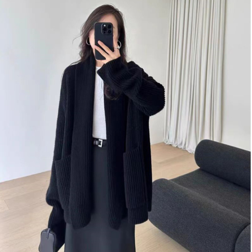 Temperamental mid-length sweater jacket for women in autumn and winter thickened loose lazy slim sweater outer top