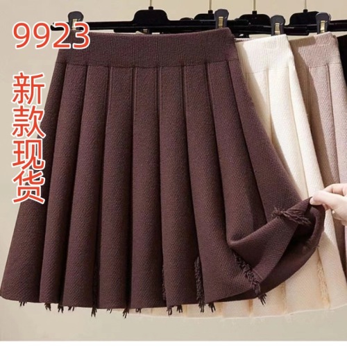 Thickened knitted pleated skirt 2024 new autumn and winter versatile high-waisted slimming A-line skirt student skirt for women