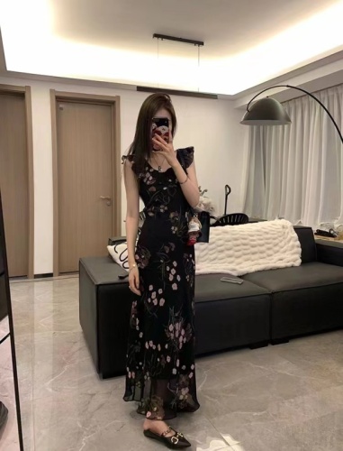 Ruuii_Black lotus leaf collar mid-length plant flower niche design dress women's summer vacation long dress