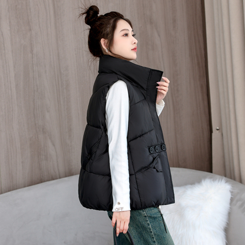 Real shot of large size down cotton vest for women in winter new Korean style loose outer wear large pocket embroidered vest vest