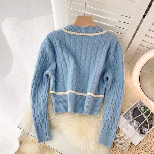 Xiaoxiang style design niche short sweater women's autumn and winter gentle and lazy temperament knitted cardigan jacket top