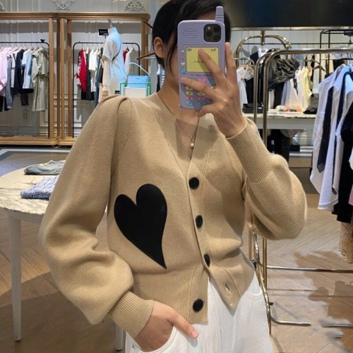 2024 Autumn Yang Mi same style leather love V-neck puff sleeve sweater knitted cardigan jacket for women