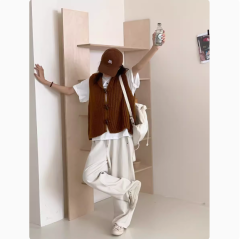 Simple caramel color vest solid color hooded stacked vest outer wear for women 2024 autumn new retro loose waistcoat