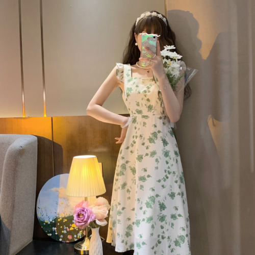 2024 new summer style French square neck small flying sleeve floral dress niche design waist slimming A-line long skirt