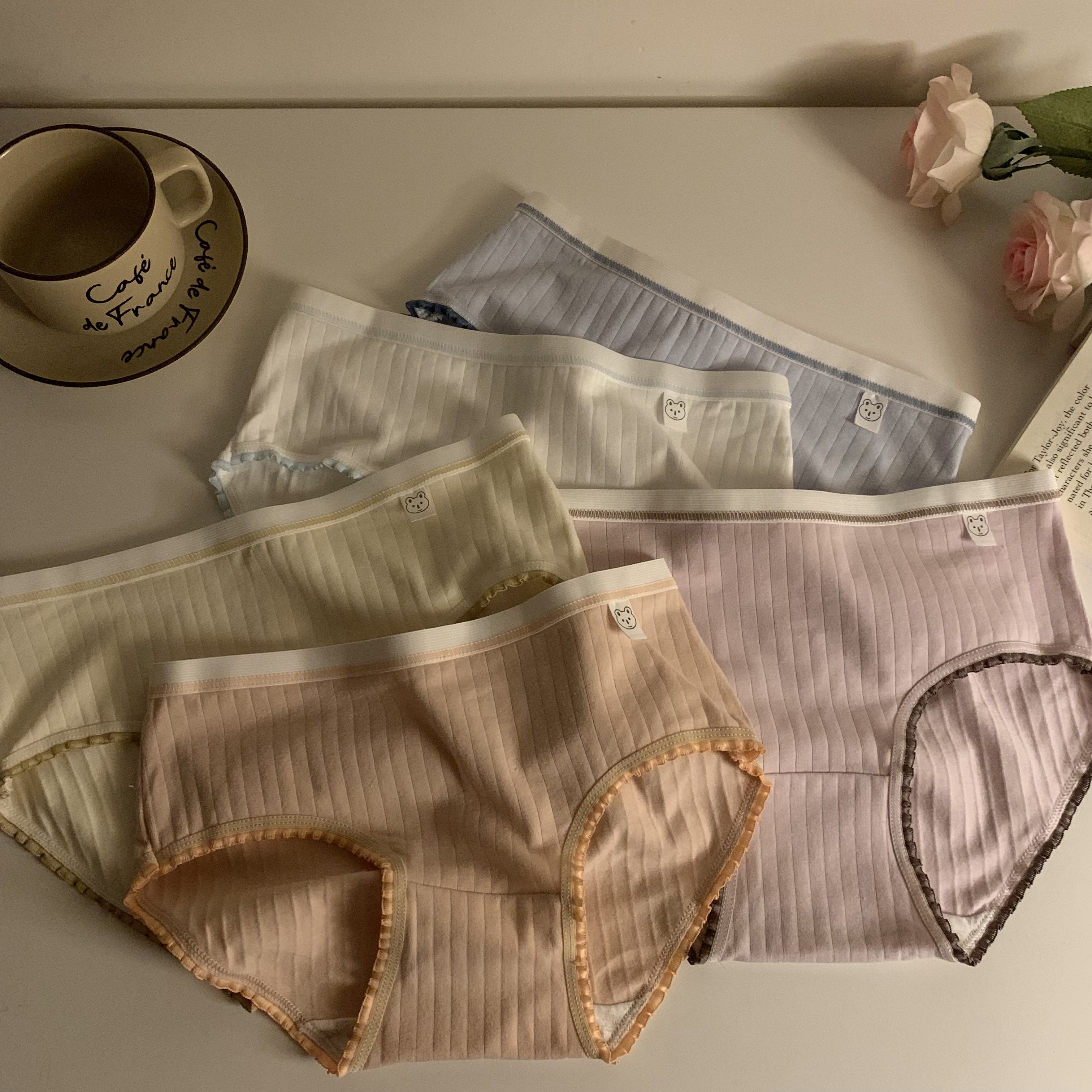 Real-life cotton underwear for girls, mid-waist, breathable and cute, cotton antibacterial crotch briefs for girls, 5 pack