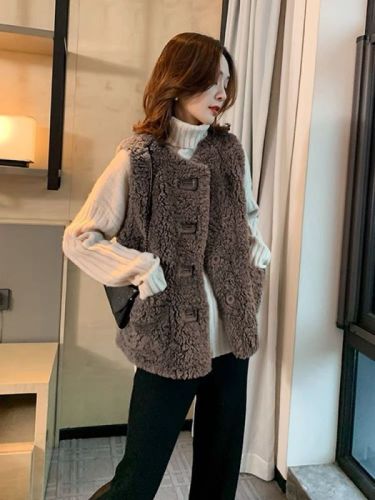 Lamb Plush Vest Women European Station 2024 Autumn and Winter New European Outerwear Fur Integrated Waistcoat Short Jacket