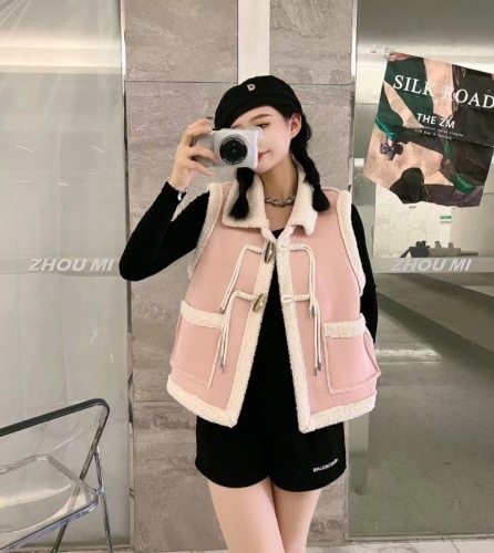 New Chinese style national style dopamine pink vest light luxury big brand high-end old money style lamb wool jacket for women in autumn