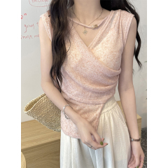Real shot of irregular knitted sleeveless t-shirt for women summer thin suspender top with hollow blouse
