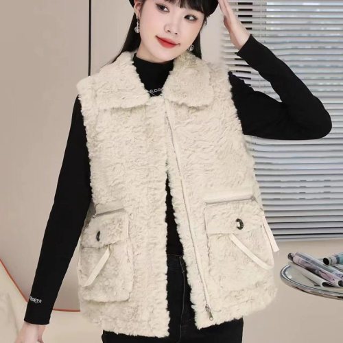 Binyinu high-end slim lamb hair vest for women 2024 autumn and winter new style fur one-piece versatile waistcoat vest trendy